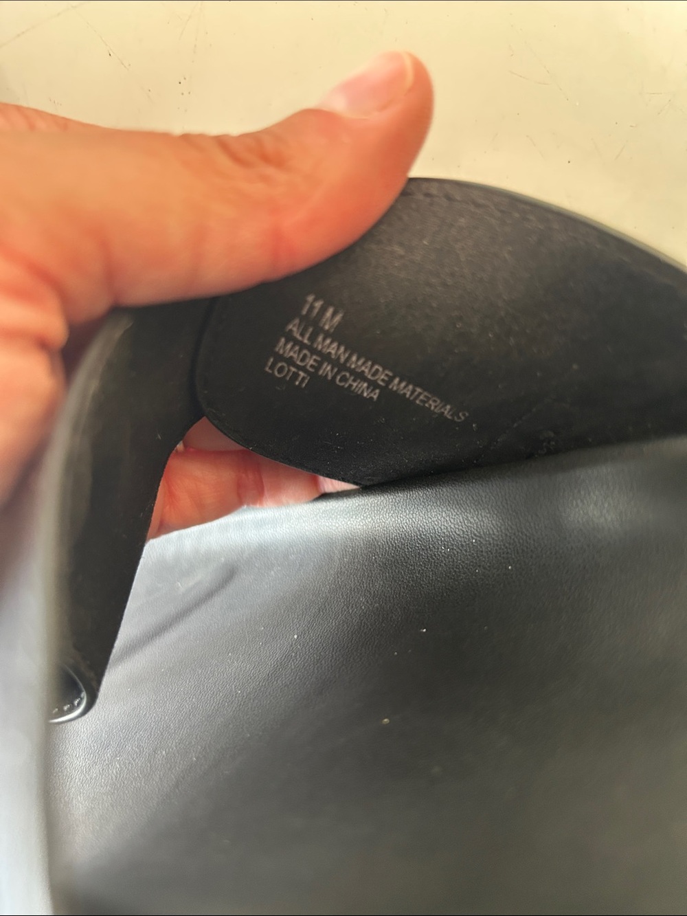 AEROSOLES Black Buckle Thong Slide Sandals - Picture 5 of 8